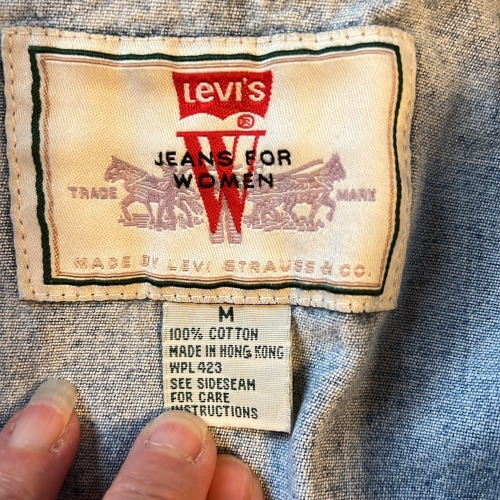 VTG Levi's Women Girl Rare Denim Blue Tab Jean Button Down Trucker Jacket Vest M - Picture 3 of 7